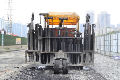 什么是多錘頭碎石化技術?多錘頭路面碎石化的優(yōu)點都有哪些?